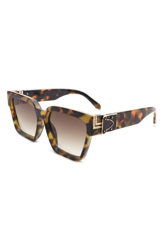 SQUARE RETRO VINTAGE SUNGLASSES