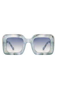 SQUARE MODERN CHIC SUNGLASSES