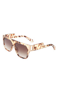 RETRO SQUARE TINTED SUNGLASSES