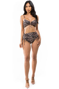 TWO-PIECE HIGHWAISTED BIKINI