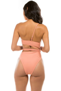 CHIC BELT ONE-PIECE SWIMSUIT